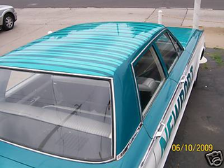 Illustration for article titled 1965 Chrysler Newport Is Homage To Cigarette Pack, Seller Claims It Fits 10 Dead Prostitutes In Trunk